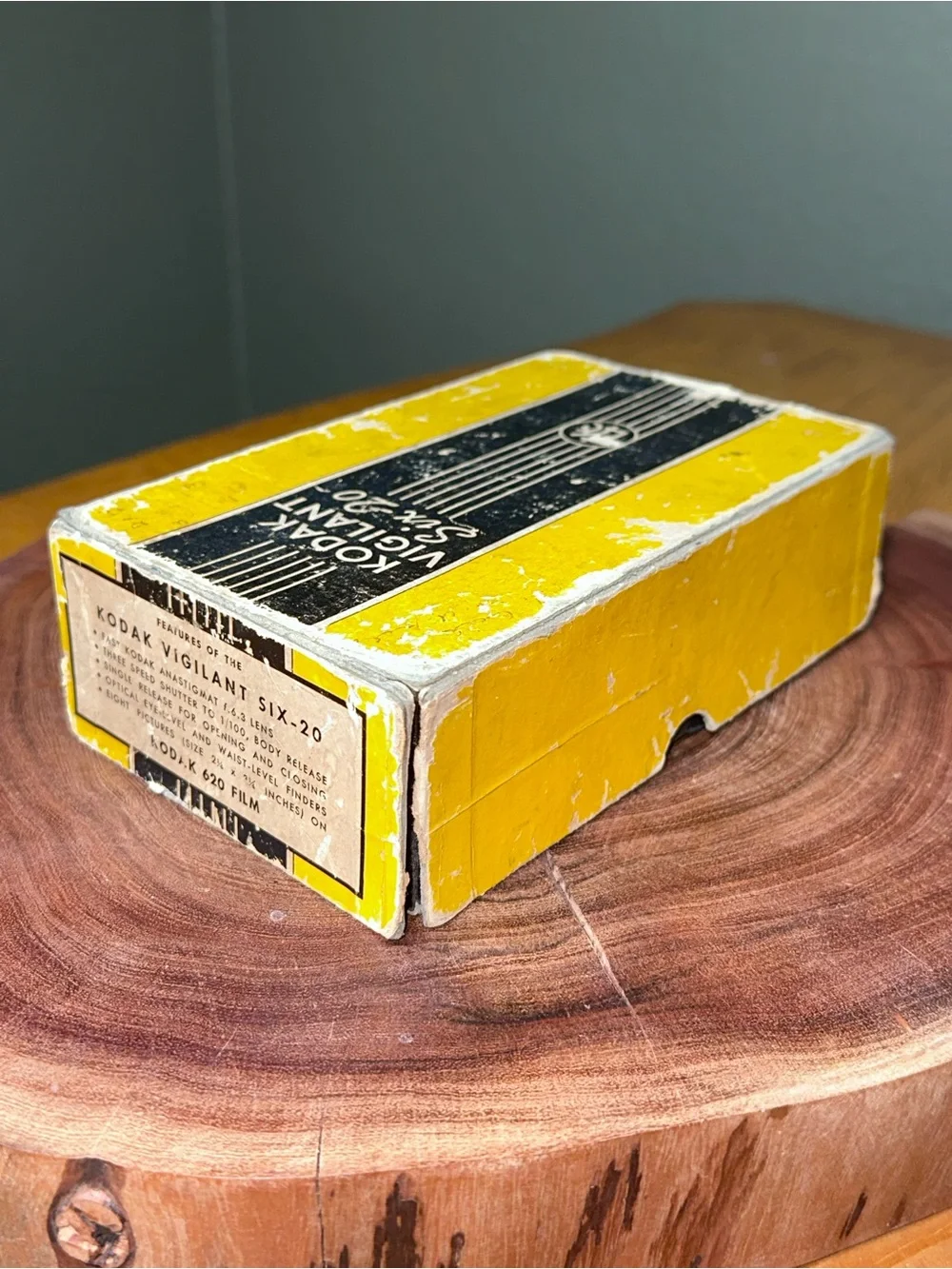 Vintage 1940 Kodak Vigilant Six-20 Folding Camera – Fully Functional with Box